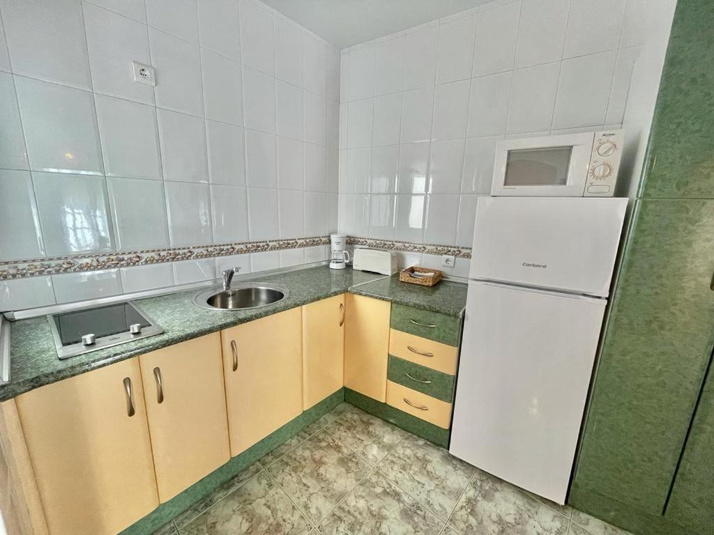 Apartamentos Alan Nerja Extérieur photo